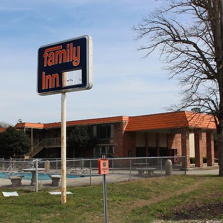 Family Inns Of America Williamsburg Exterior foto